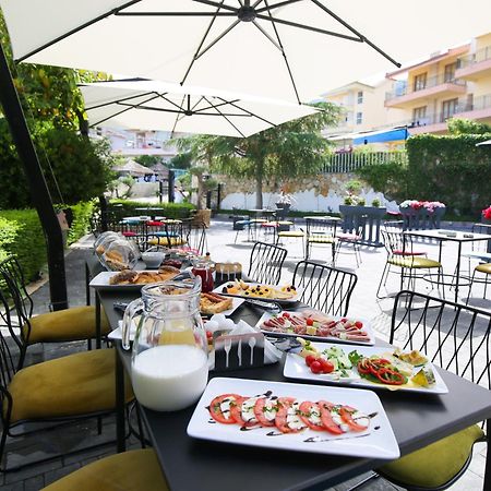 Hotel The Hart Vlorë Exteriér fotografie