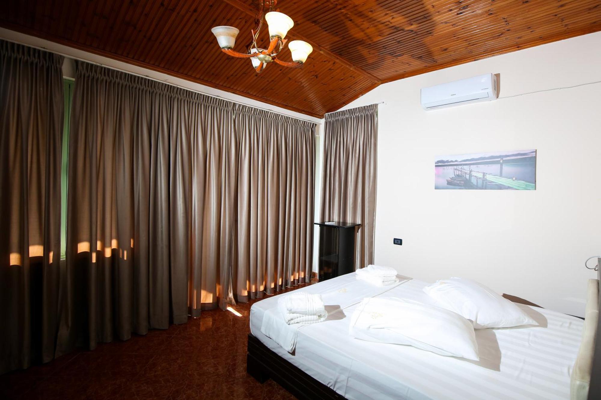 Hotel The Hart Vlorë Exteriér fotografie