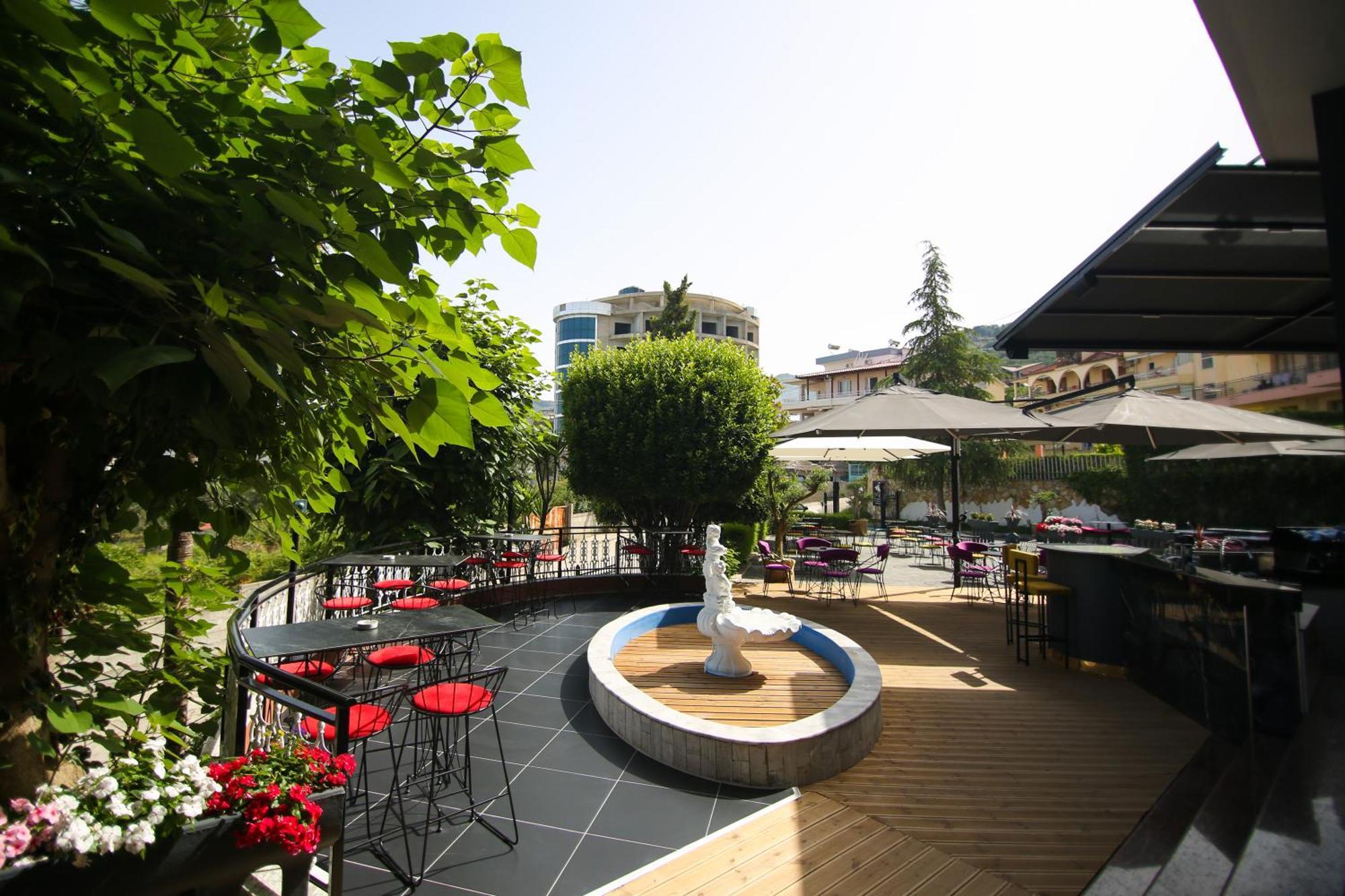 Hotel The Hart Vlorë Exteriér fotografie