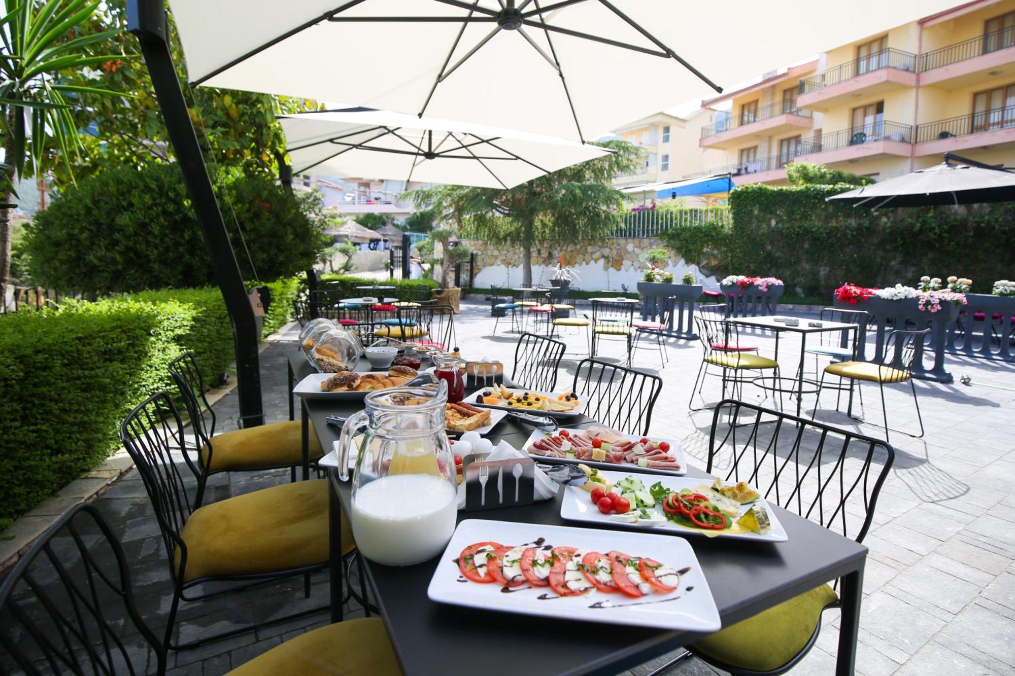 Hotel The Hart Vlorë Exteriér fotografie